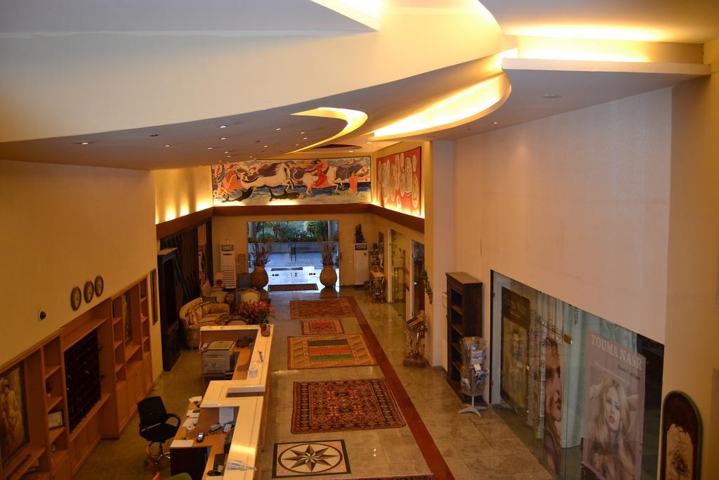 Platinum Hotel Tyre Luaran gambar