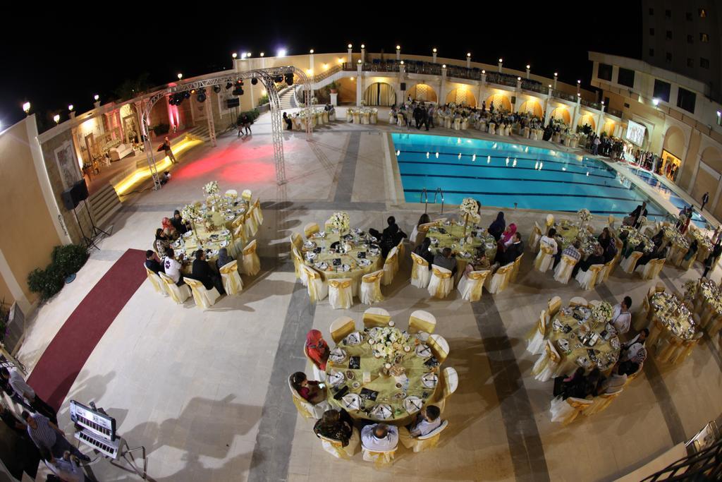 Platinum Hotel Tyre Luaran gambar