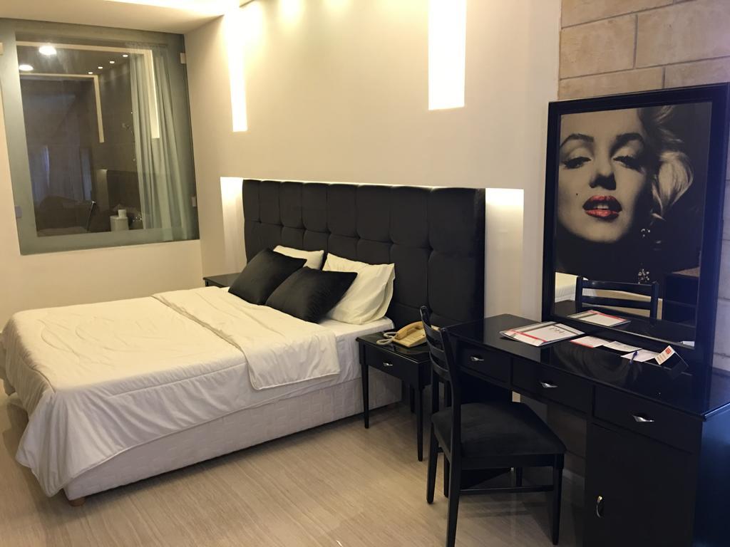 Platinum Hotel Tyre Luaran gambar