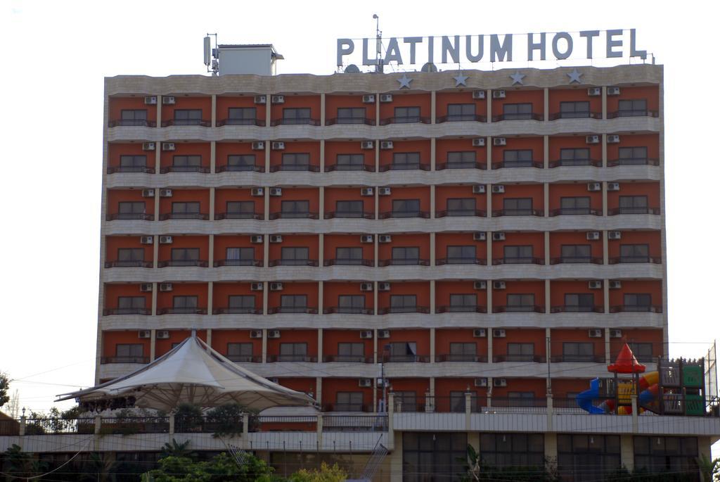 Platinum Hotel Tyre Luaran gambar